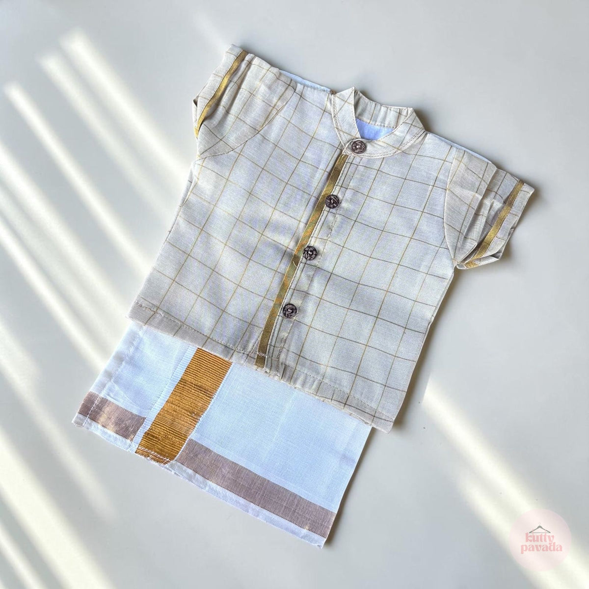 Golden Tissue Check Kurta & Mundu Noolukettu Set