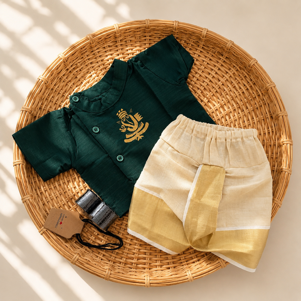 Ganapati Kurta with Dhoti Pants Noolukettu Set
