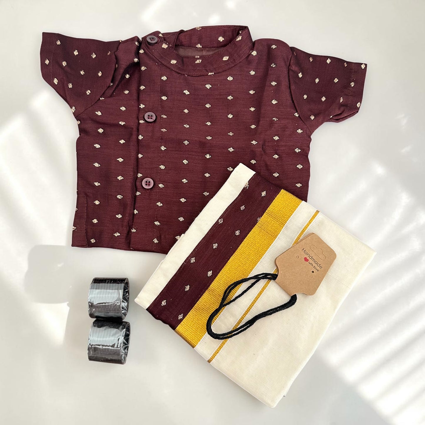 Brown Kurta & Mundu Noolukettu Set