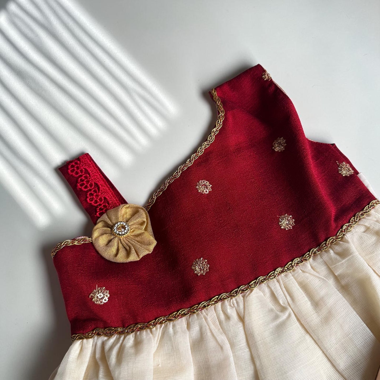 Maroon Kasavu Noolukettu Dress Set