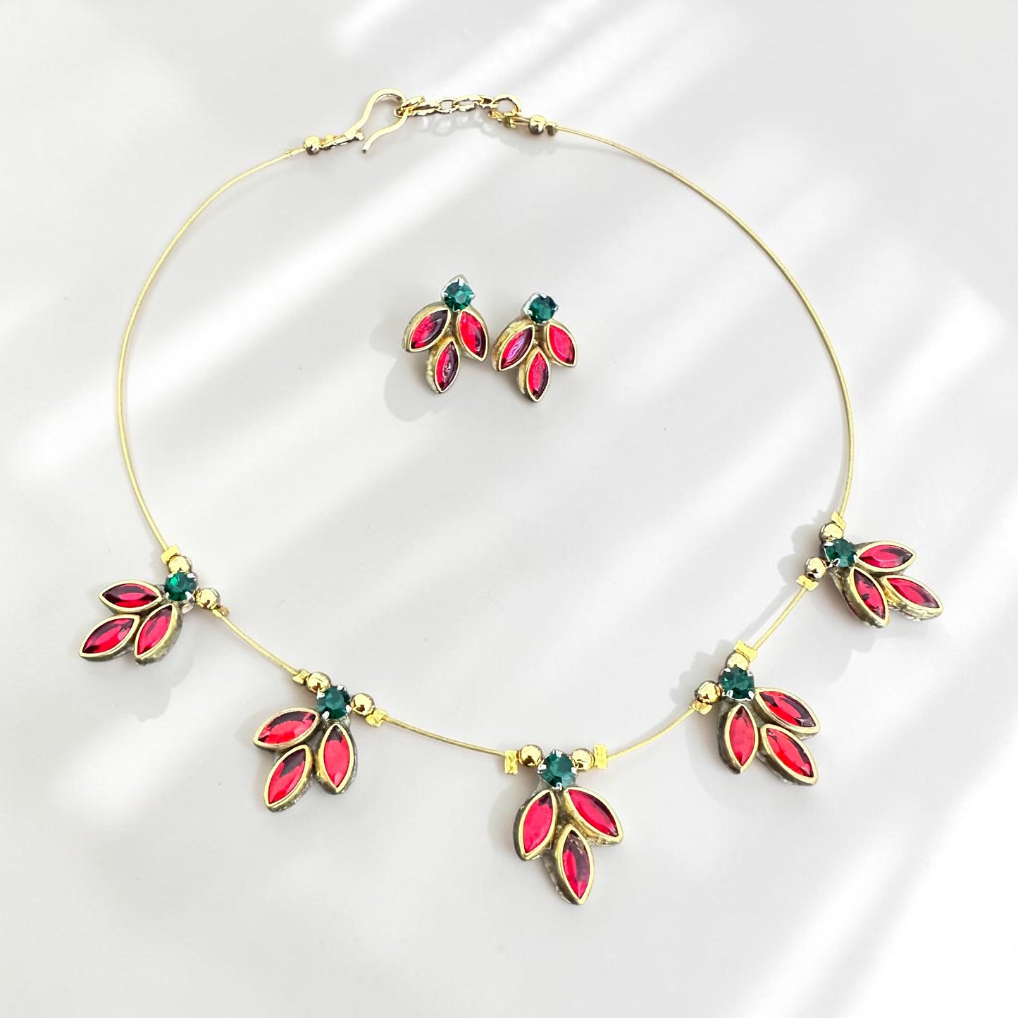 Green & Red Petal Charm Invisible Necklace with Earrings Set