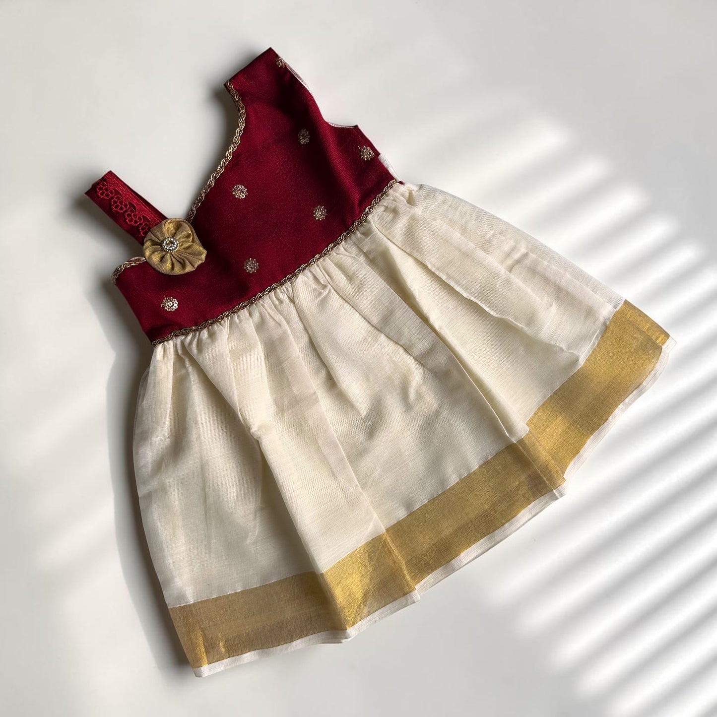 Maroon Kasavu Noolukettu Dress Set