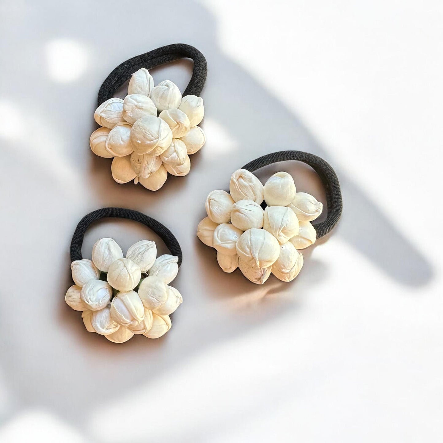 Mullapoo Hair Tie