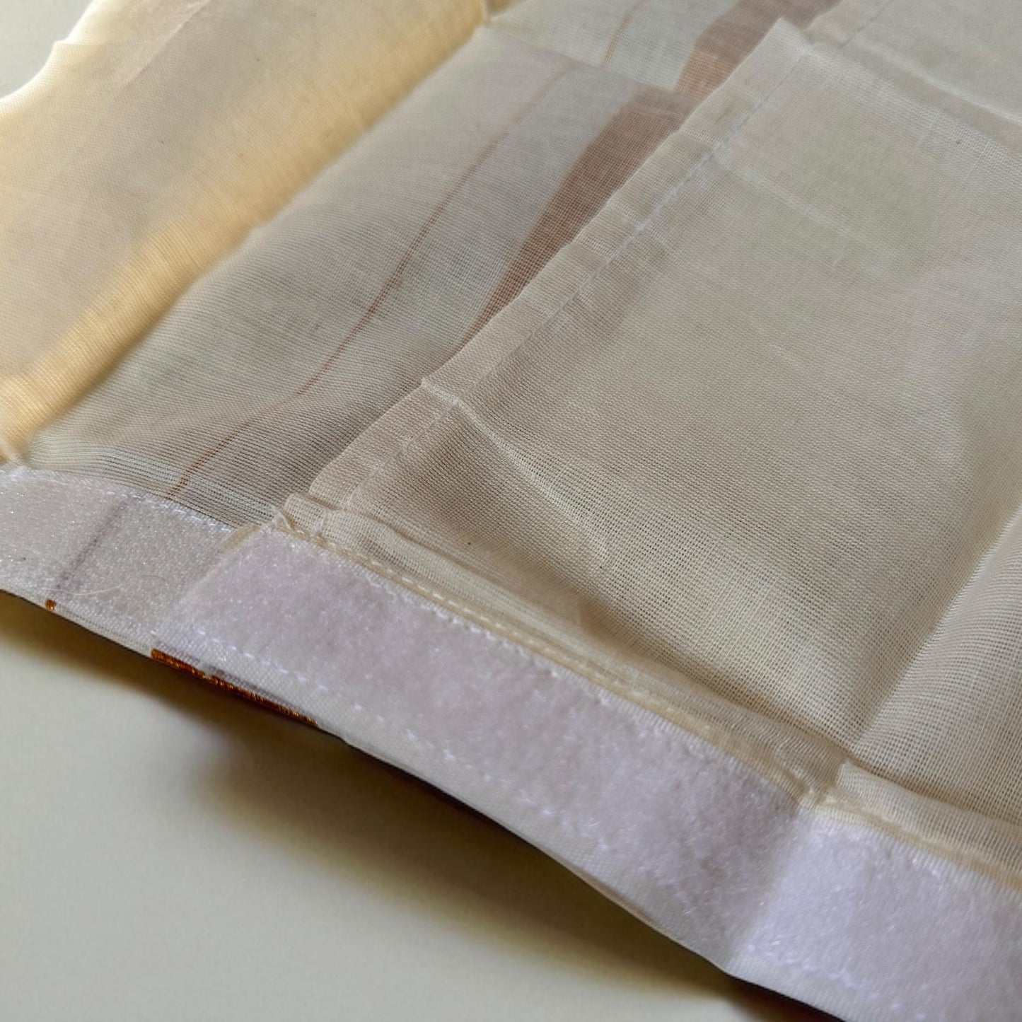 Stick-on Gold Kasavu Boys Mundu