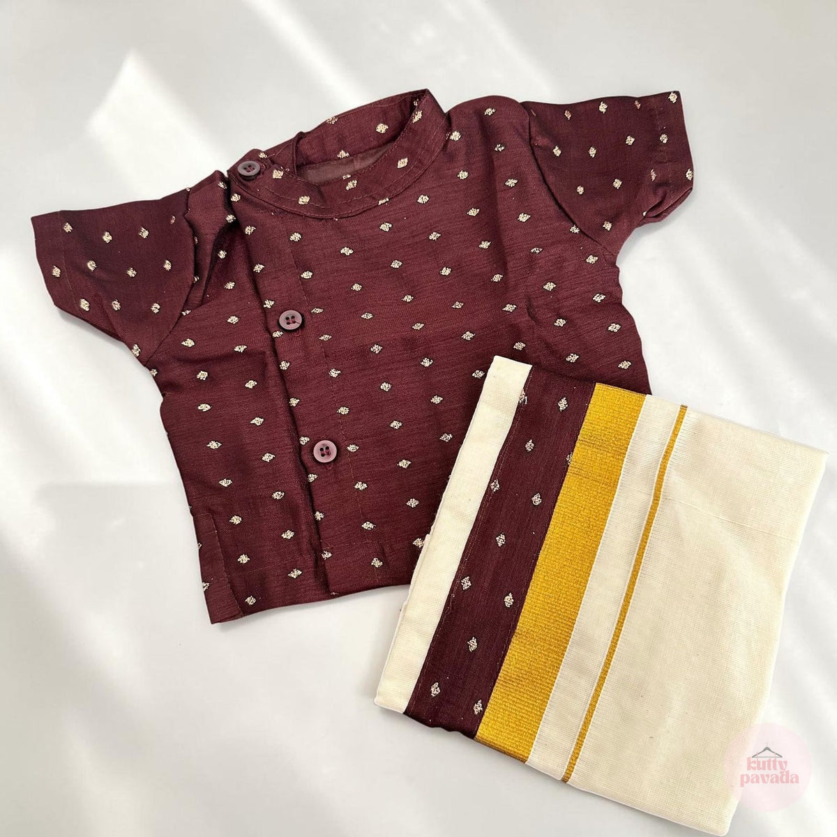 Brown Kurta & Mundu Noolukettu Set