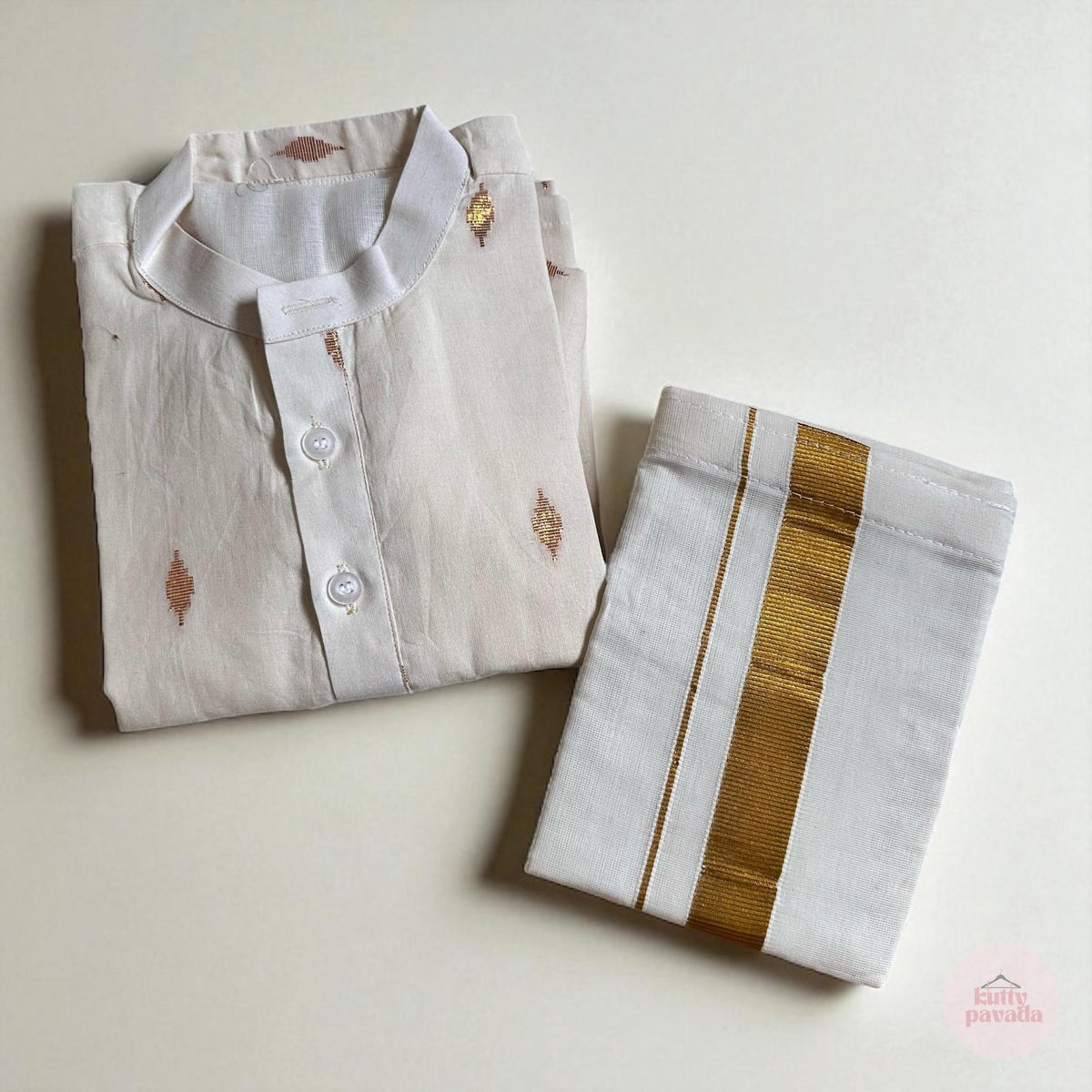 Kurta with Gold Diamond Buttas