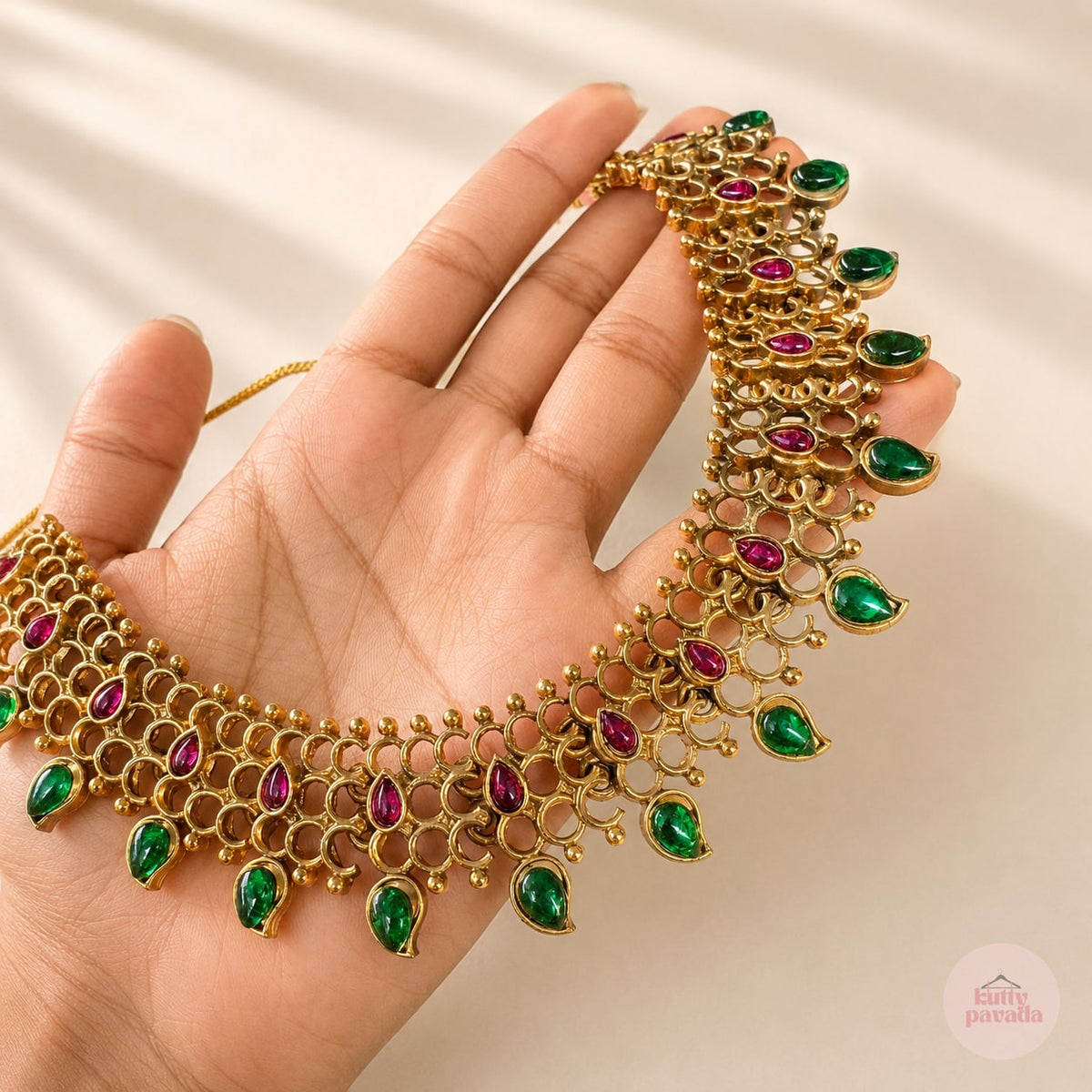 Green Traditional Choker Necklace with Earring Set