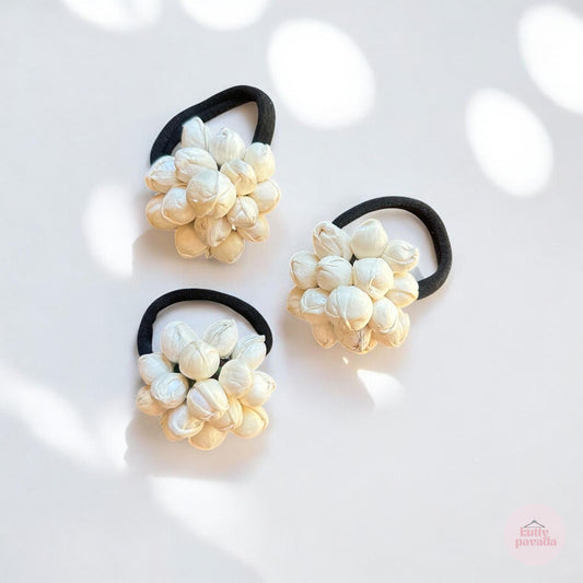 Mullapoo Hair Tie